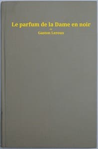 Le parfum de la dame en noir book cover